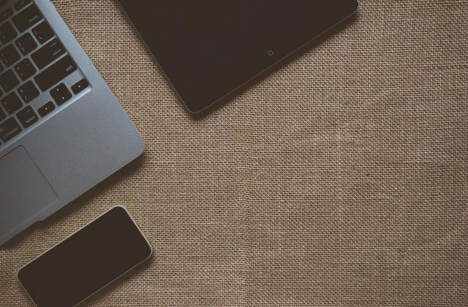 A laptop display open to the Pexels website, perfect for finding stock photos.